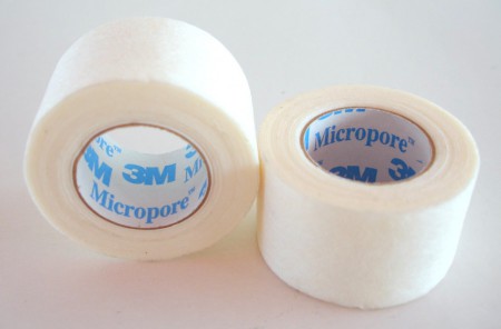 Micropore 3M de papel.